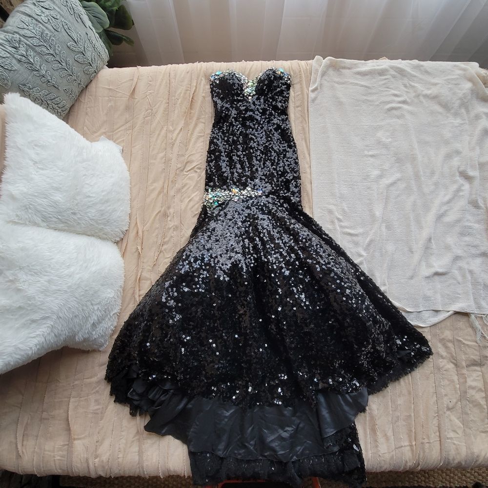 Dancing Queen Black Strapless Sequin Mermaid Form… - image 1